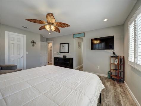 230 Cut Off 110 Port Aransas TX 78373