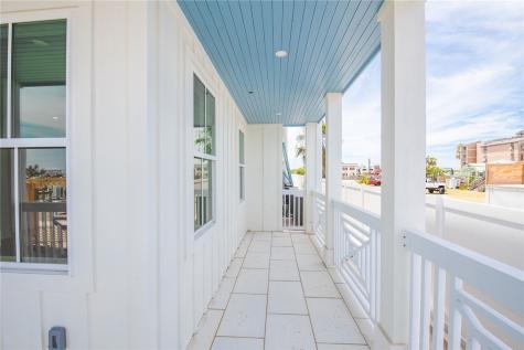 136 W Cotter Avenue 6 Port Aransas TX 78373