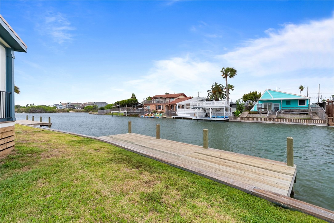 101 Caribbean Drive 23 Corpus Christi TX 78418