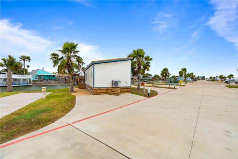 101 Caribbean Drive 23 Corpus Christi TX 78418