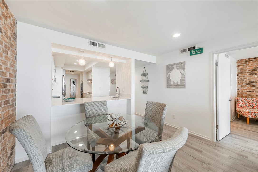 720 Access Road 1-a 404 Port Aransas TX 78373