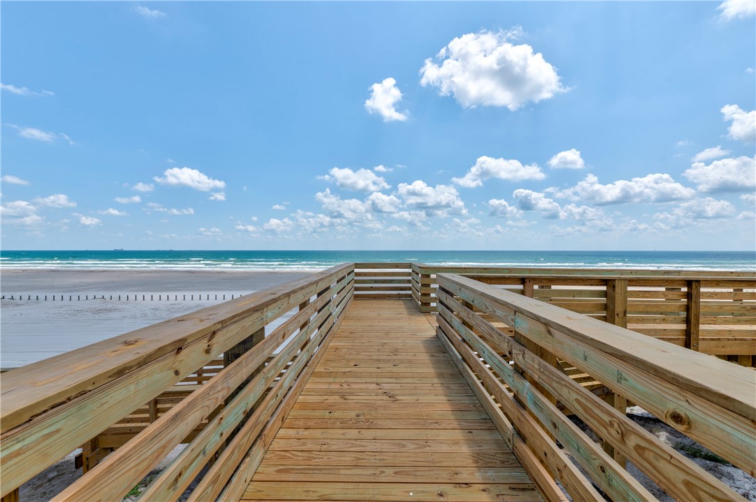 720 Access Road 1-a 404 Port Aransas TX 78373