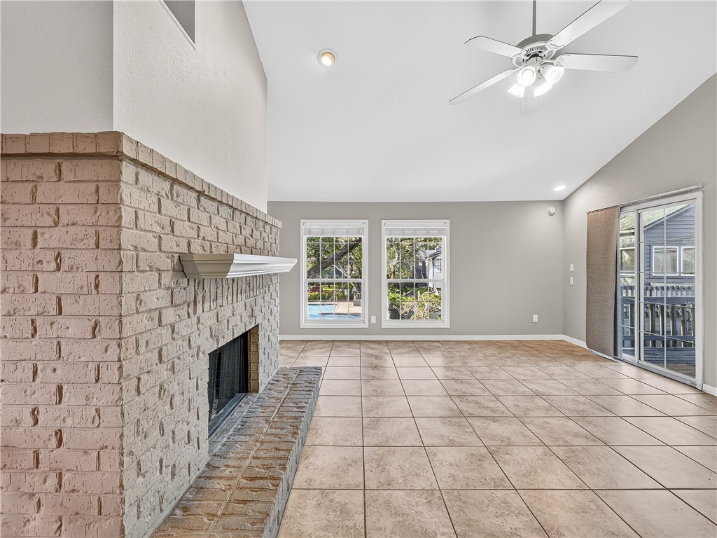 210 Oak Bay Street 902 Rockport TX 78382