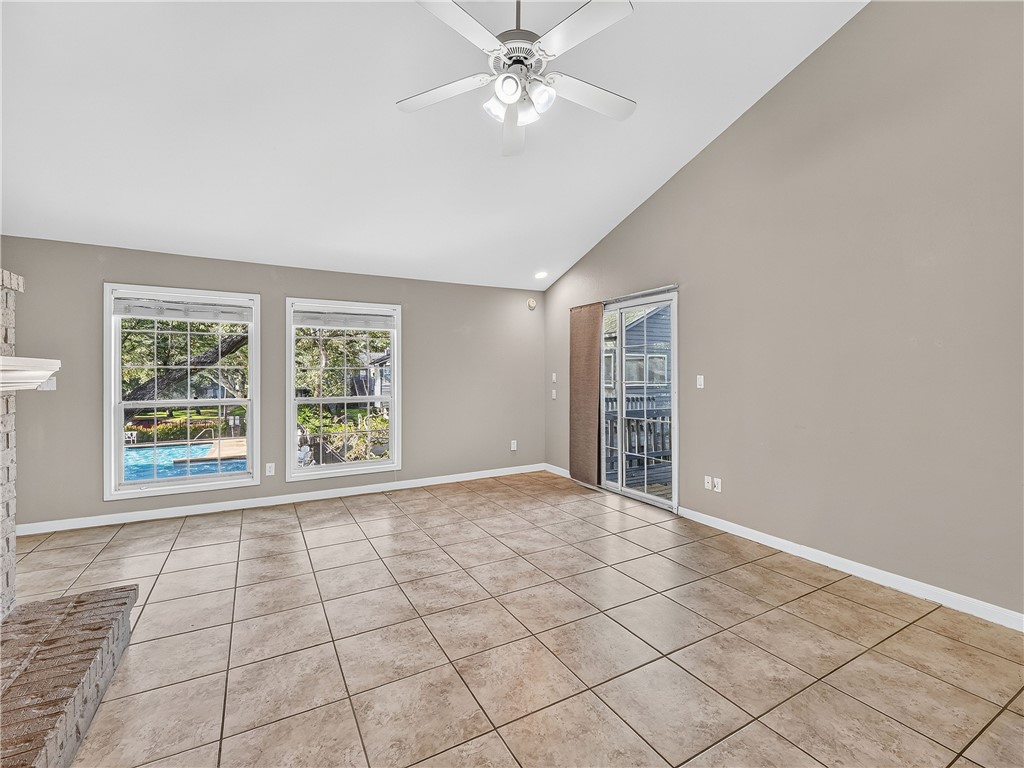 210 Oak Bay Street 902 Rockport TX 78382