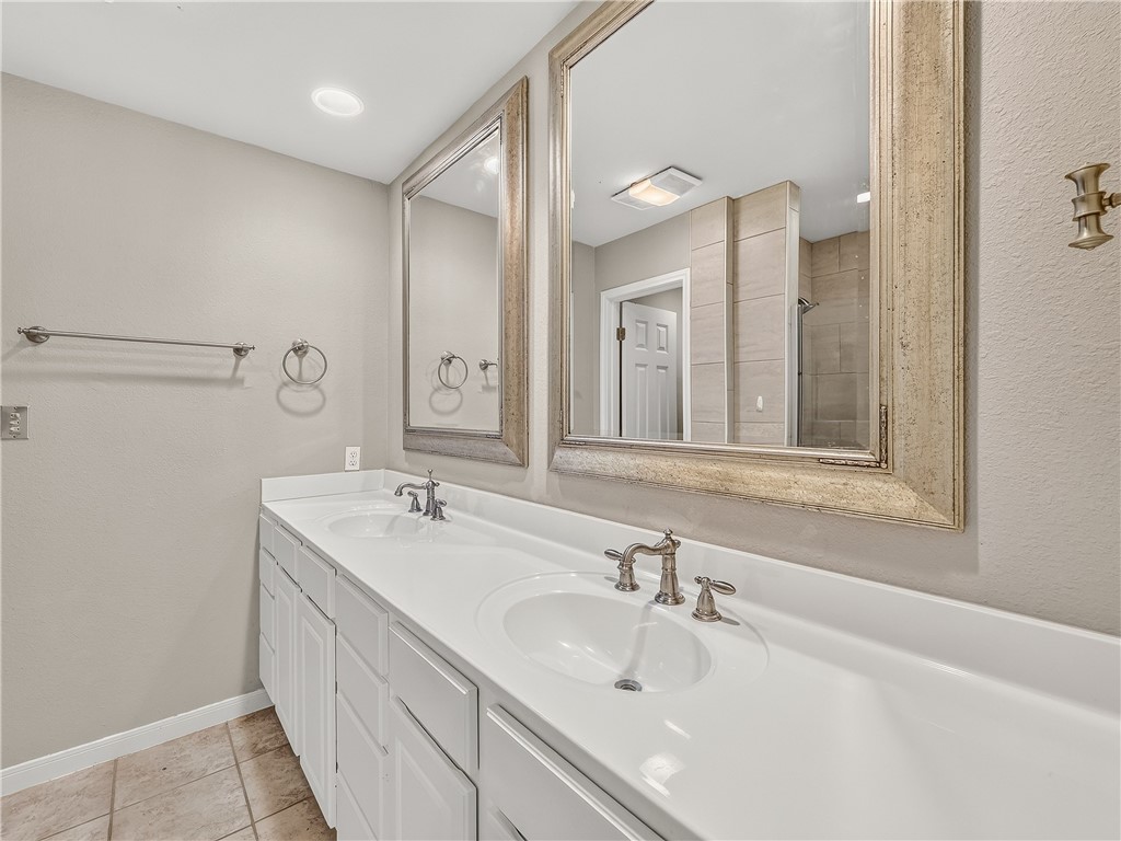 210 Oak Bay Street 902 Rockport TX 78382