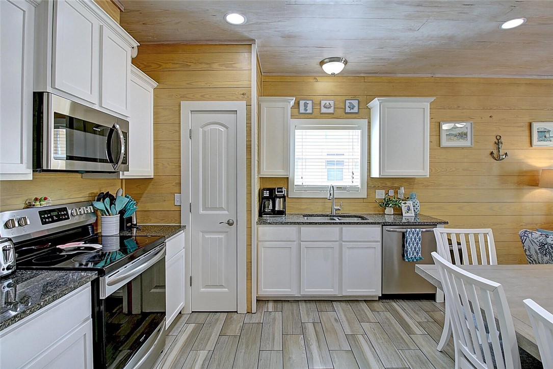 1617 S Station Street 7 Port Aransas TX 78373