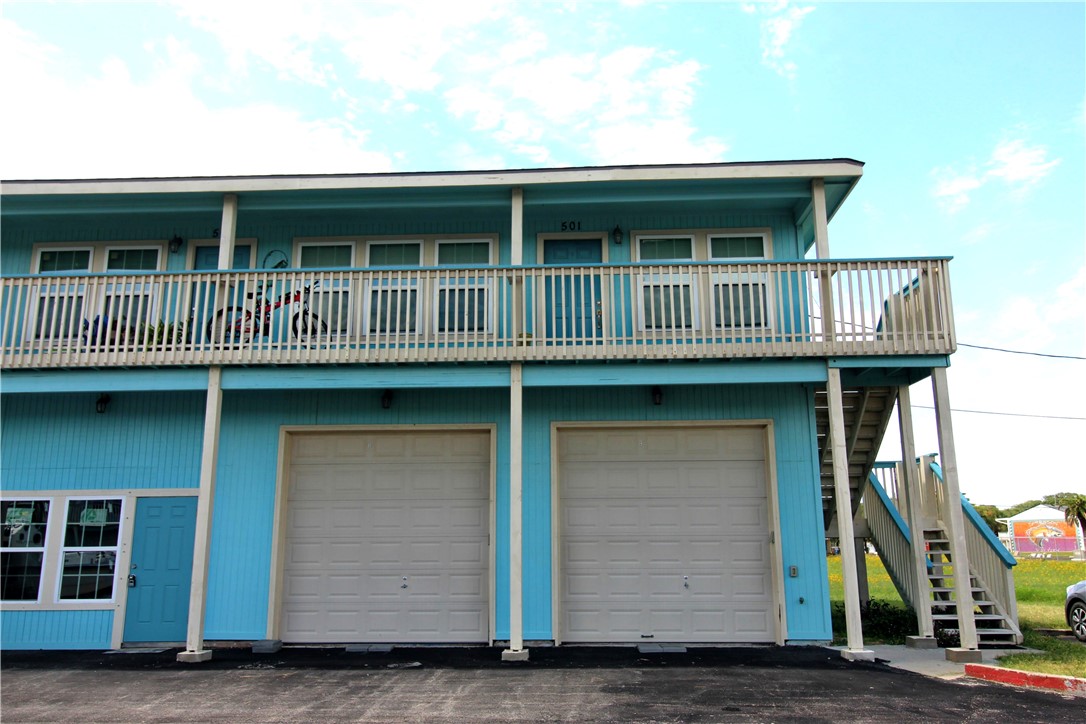 1809 Hillcrest 501 Rockport TX 78382