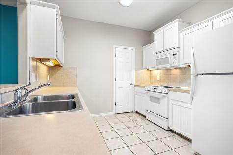 15325 Bonasse Court D Corpus Christi TX 78418