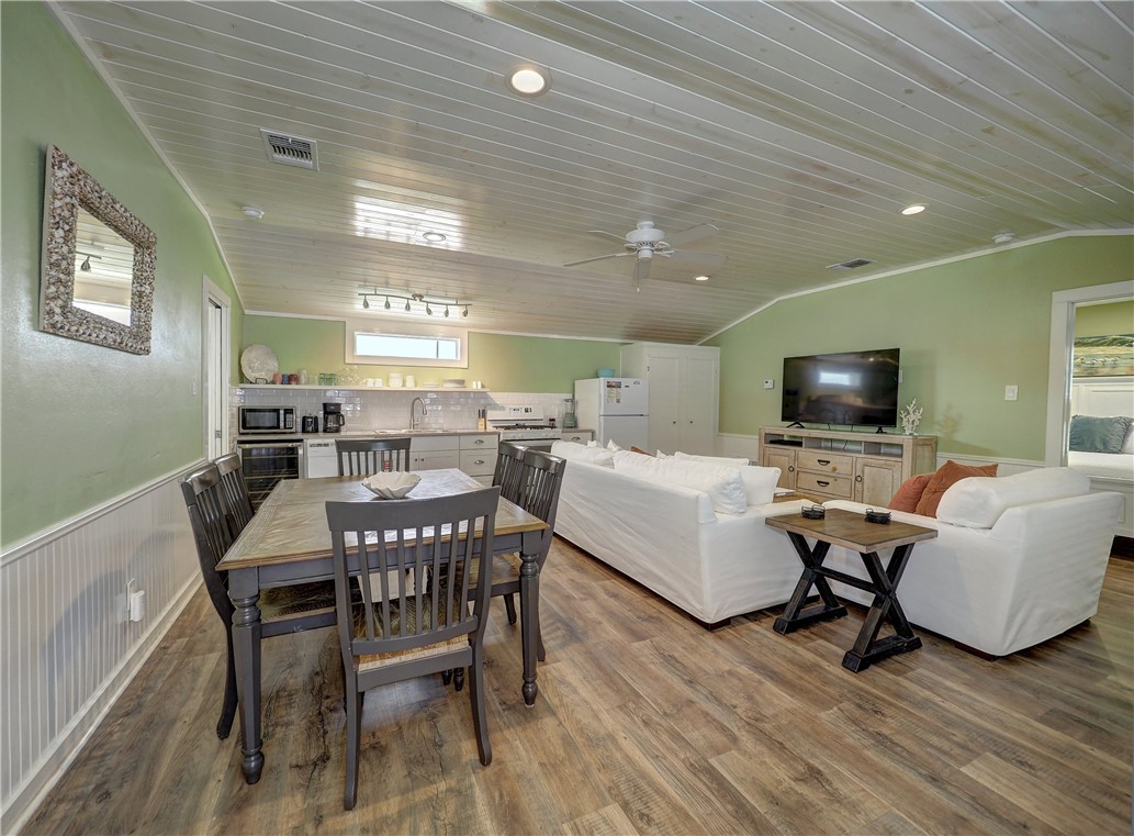 523 S Station St H Port Aransas TX 78373