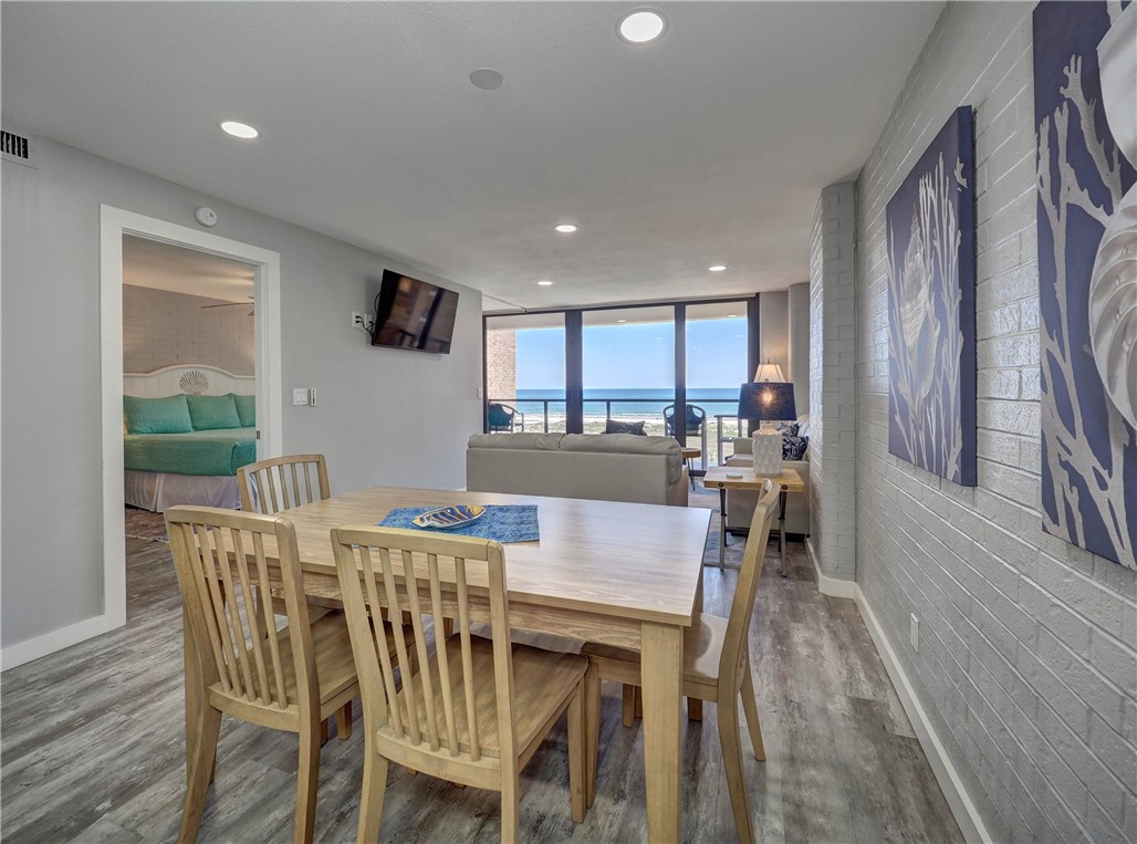 720 Access Road 1-a 504 Port Aransas TX 78373