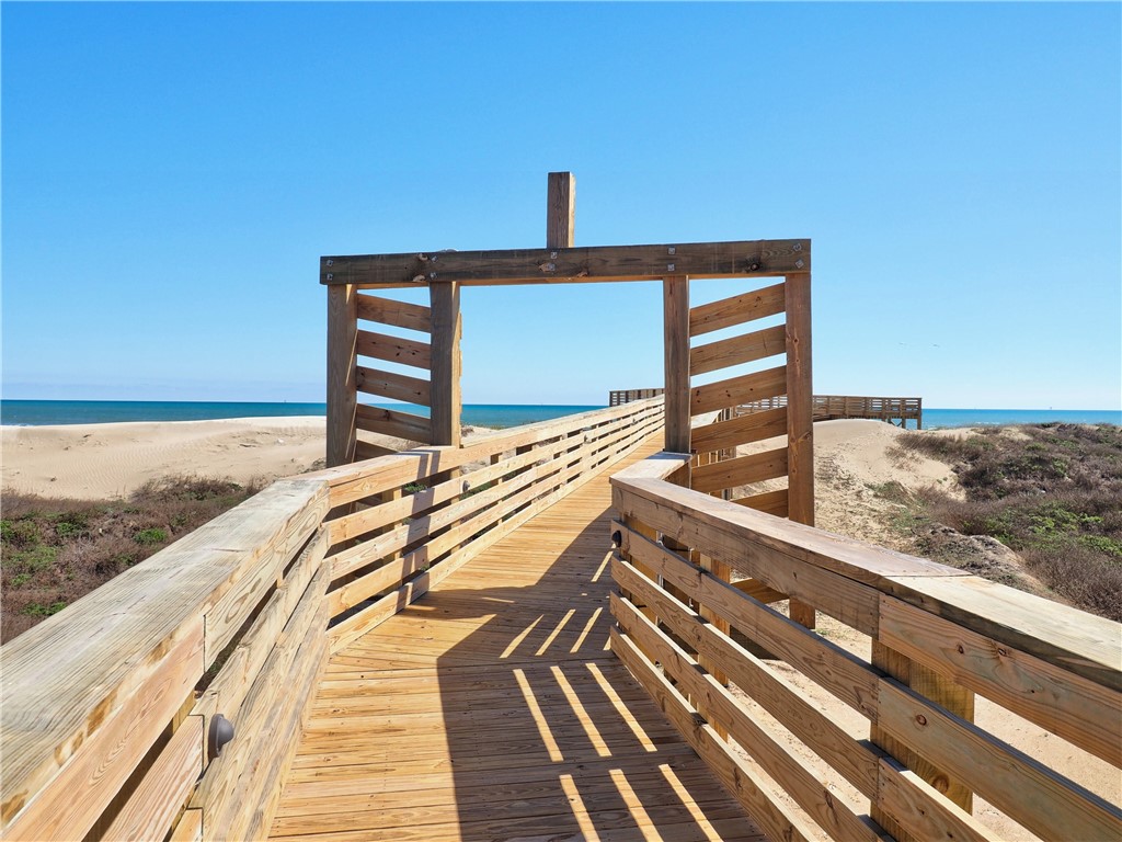 720 Access Road 1-a 504 Port Aransas TX 78373