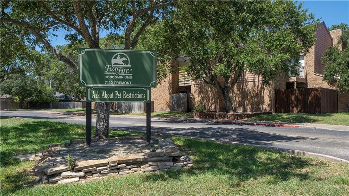 7122 Premont Drive 104 Corpus Christi TX 78414
