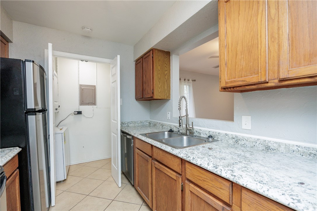 7122 Premont Drive 104 Corpus Christi TX 78414