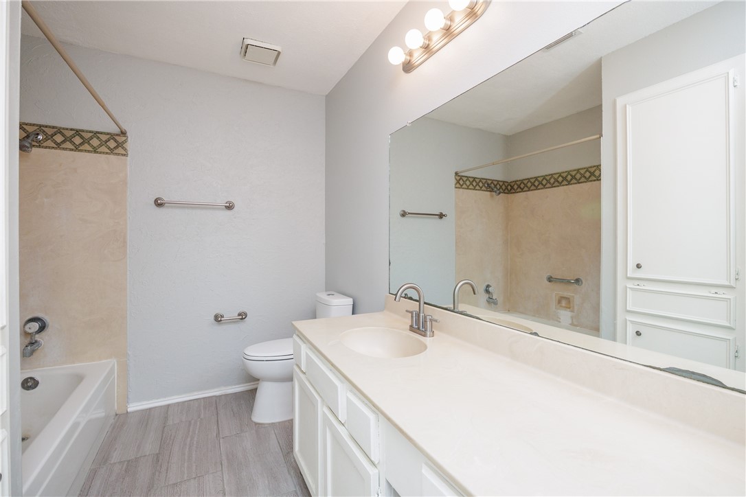 7122 Premont Drive 104 Corpus Christi TX 78414
