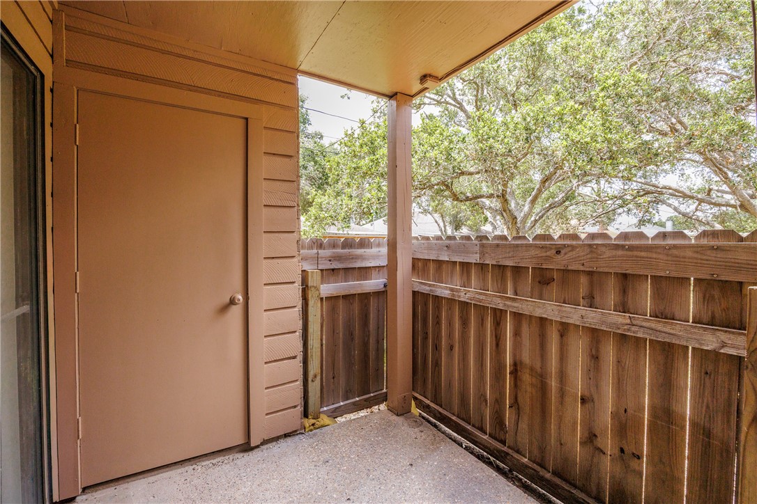 7122 Premont Drive 104 Corpus Christi TX 78414