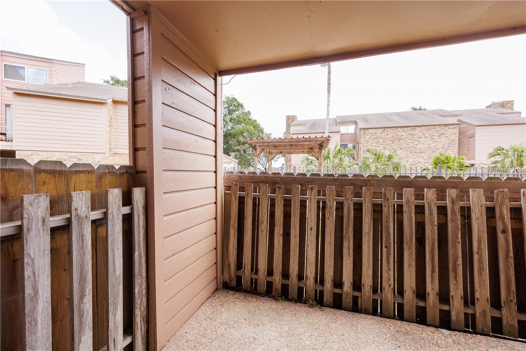 7122 Premont Drive 104 Corpus Christi TX 78414