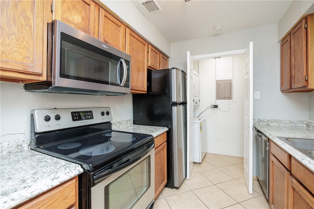 7122 Premont Drive 104 Corpus Christi TX 78414