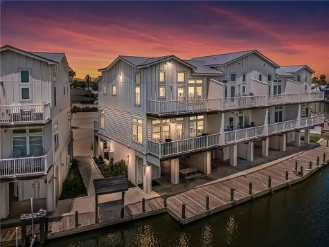 38 Mazatlan Drive 11 Rockport TX 78382