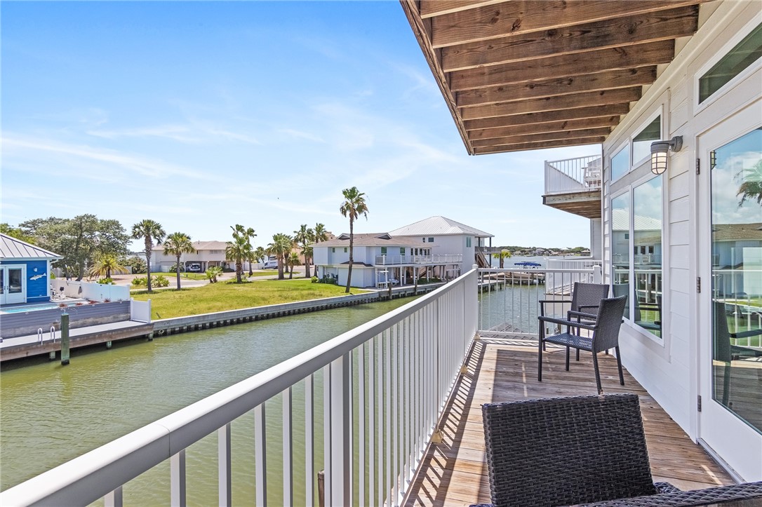 38 Mazatlan Drive 11 Rockport TX 78382