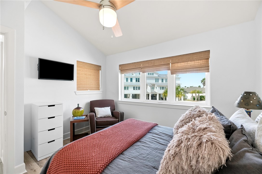 38 Mazatlan Drive 11 Rockport TX 78382
