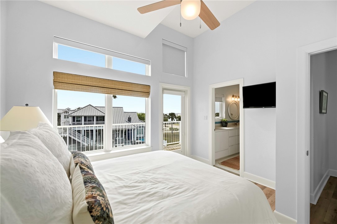 38 Mazatlan Drive 11 Rockport TX 78382