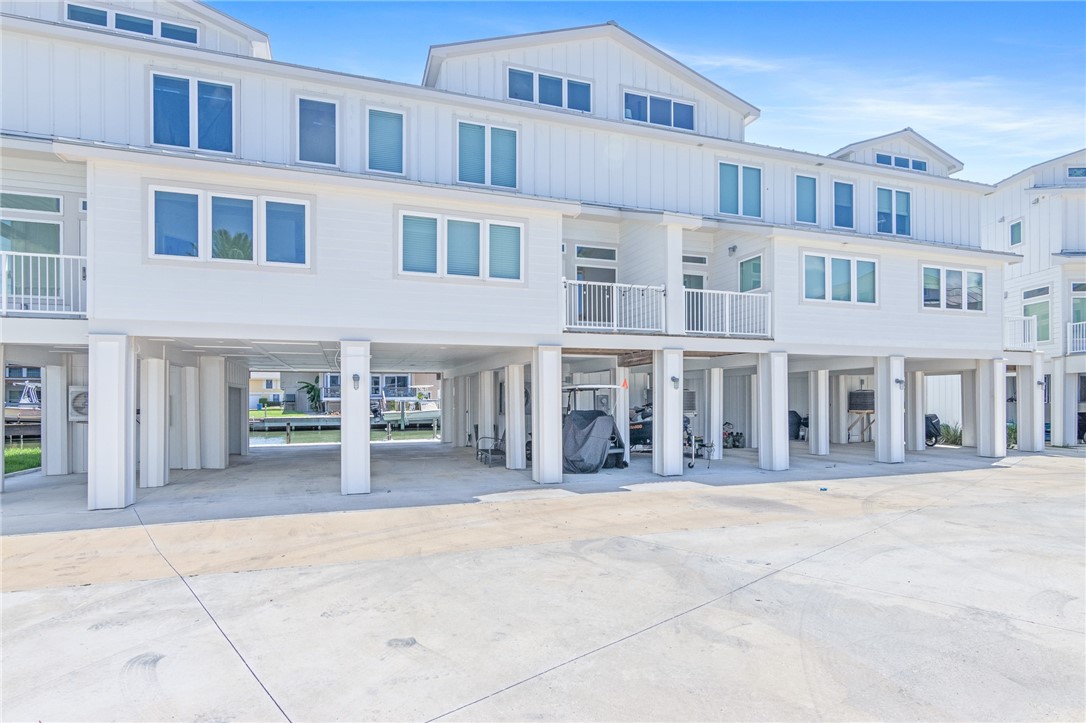 38 Mazatlan Drive 11 Rockport TX 78382
