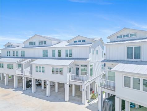 38 Mazatlan Drive 11 Rockport TX 78382