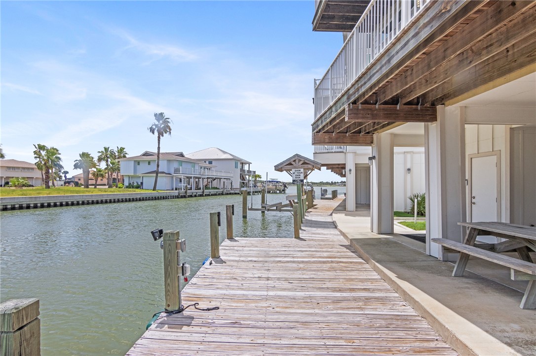 38 Mazatlan Drive 11 Rockport TX 78382