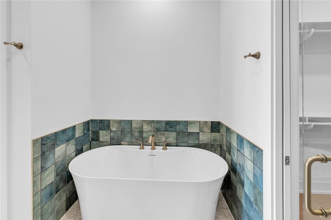 136 W Cotter Avenue 26 Port Aransas TX 78373