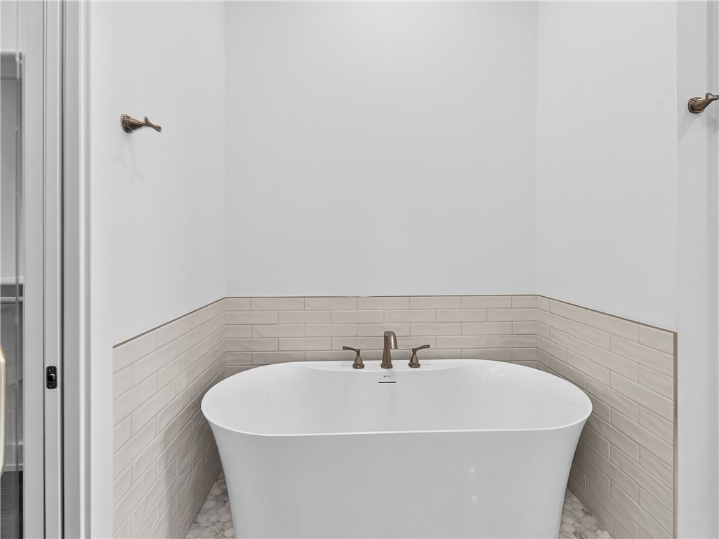 136 W Cotter Avenue 26 Port Aransas TX 78373