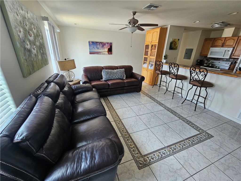 15010 Leeward Drive 9301 Corpus Christi TX 78418