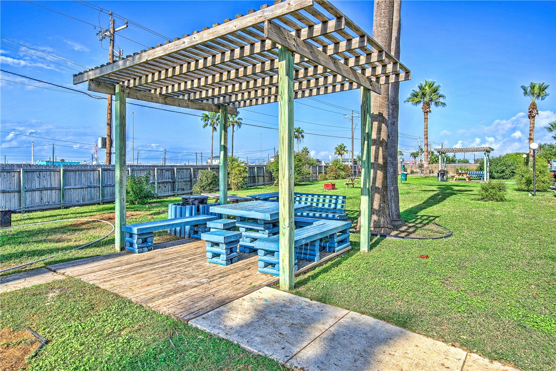 3938 Surfside Boulevard 3323 Corpus Christi TX 78402