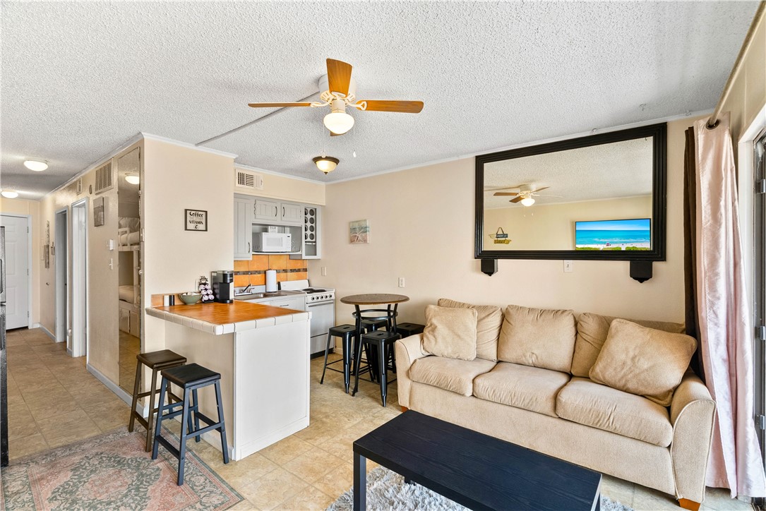 3938 Surfside Boulevard 3323 Corpus Christi TX 78402