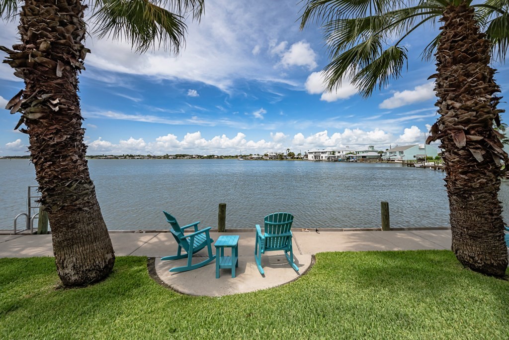 28 Sandollar Street Rockport TX 78382