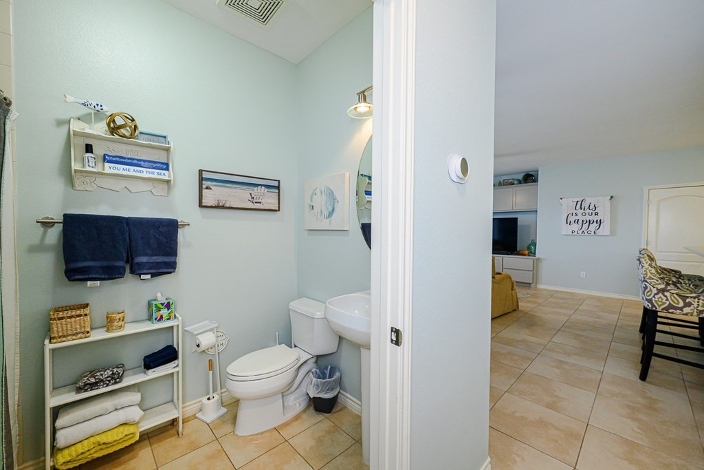 28 Sandollar Street Rockport TX 78382