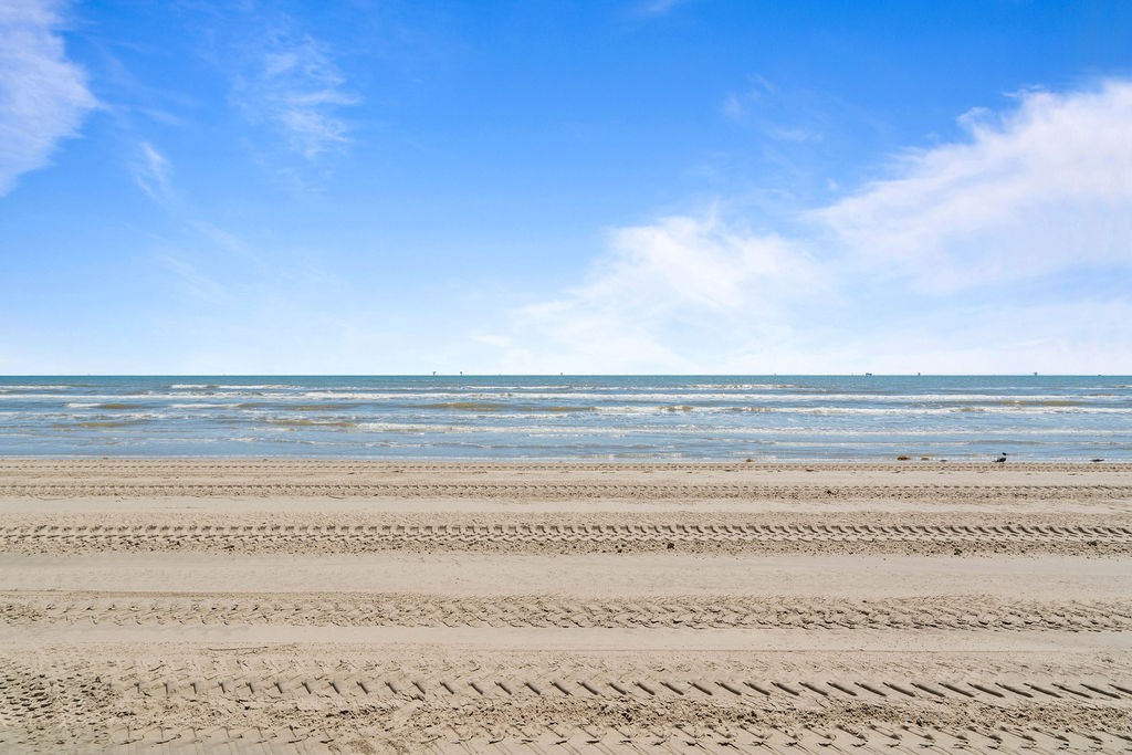 6109 State Highway 361 204 Port Aransas TX 78373