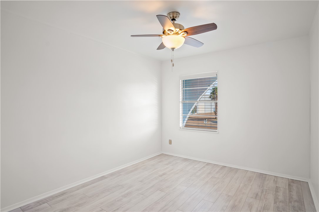 318 W Cotter Avenue 2 Port Aransas TX 78373