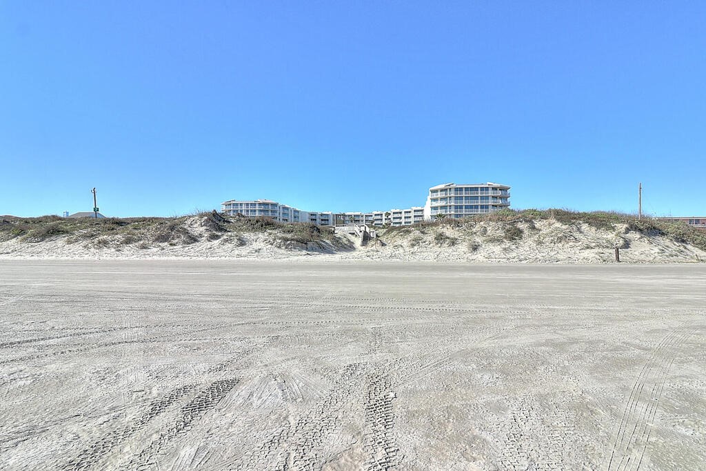 800 Sandcastle Drive 211 Port Aransas TX 78373
