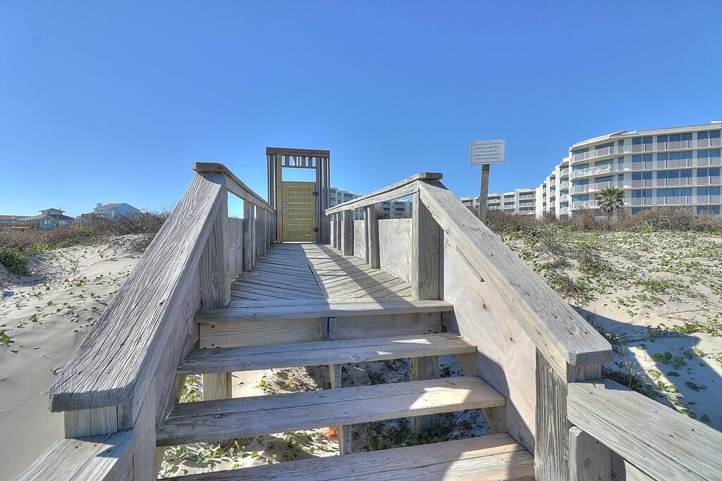 800 Sandcastle Drive 211 Port Aransas TX 78373