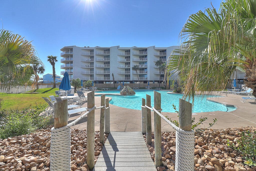 800 Sandcastle Drive 211 Port Aransas TX 78373