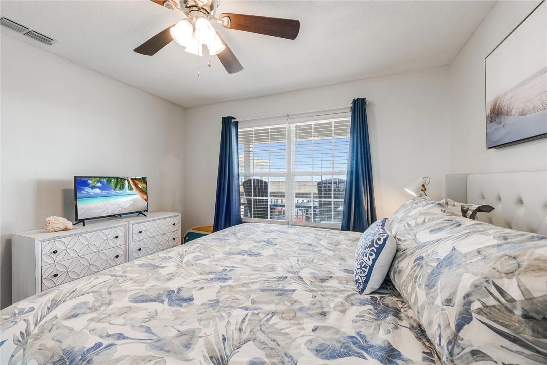 15225 Leeward Drive B4 Corpus Christi TX 78418