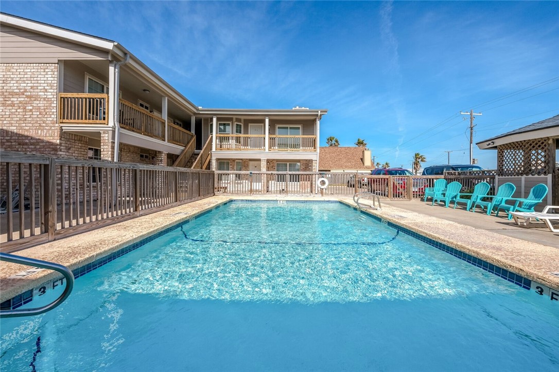 15225 Leeward Drive B4 Corpus Christi TX 78418