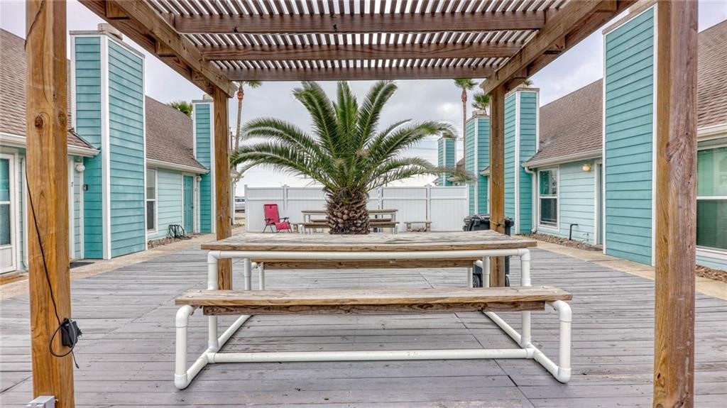 15201 Leeward Dr B8 Corpus Christi TX 78418