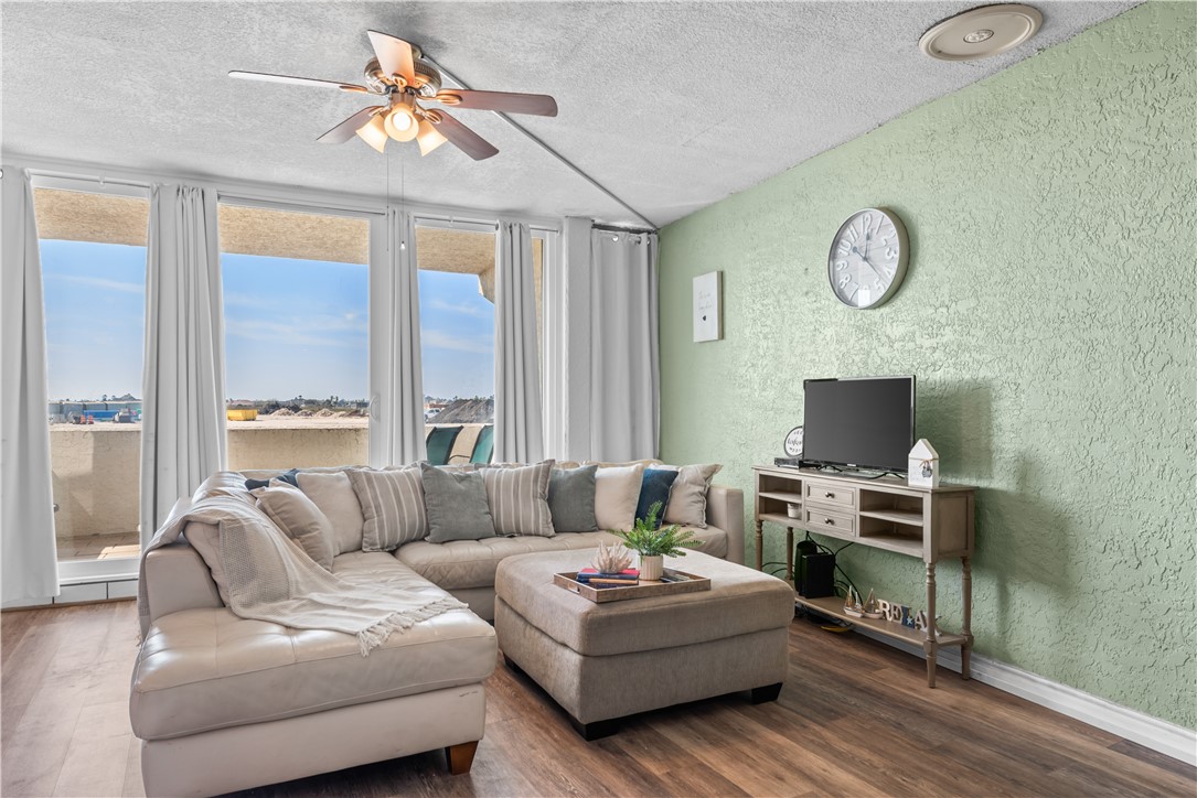14401 Commodores Drive 101 Corpus Christi TX 78418