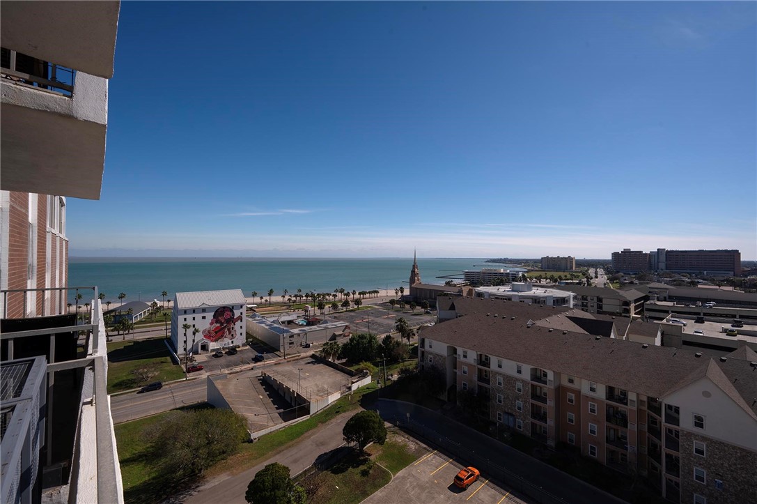 715 S Upper Broadway Street 1203 Corpus Christi TX 78401