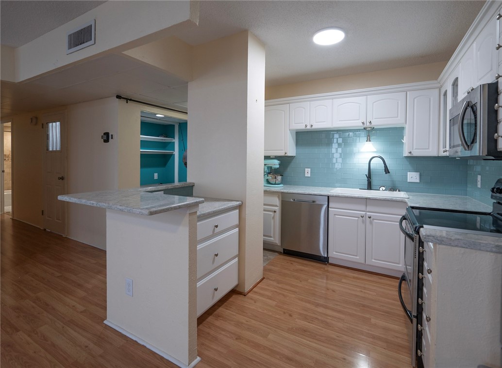 715 S Upper Broadway Street 1203 Corpus Christi TX 78401