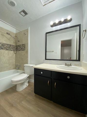 1011 Ennis Joslin 222 Corpus Christi TX 78412