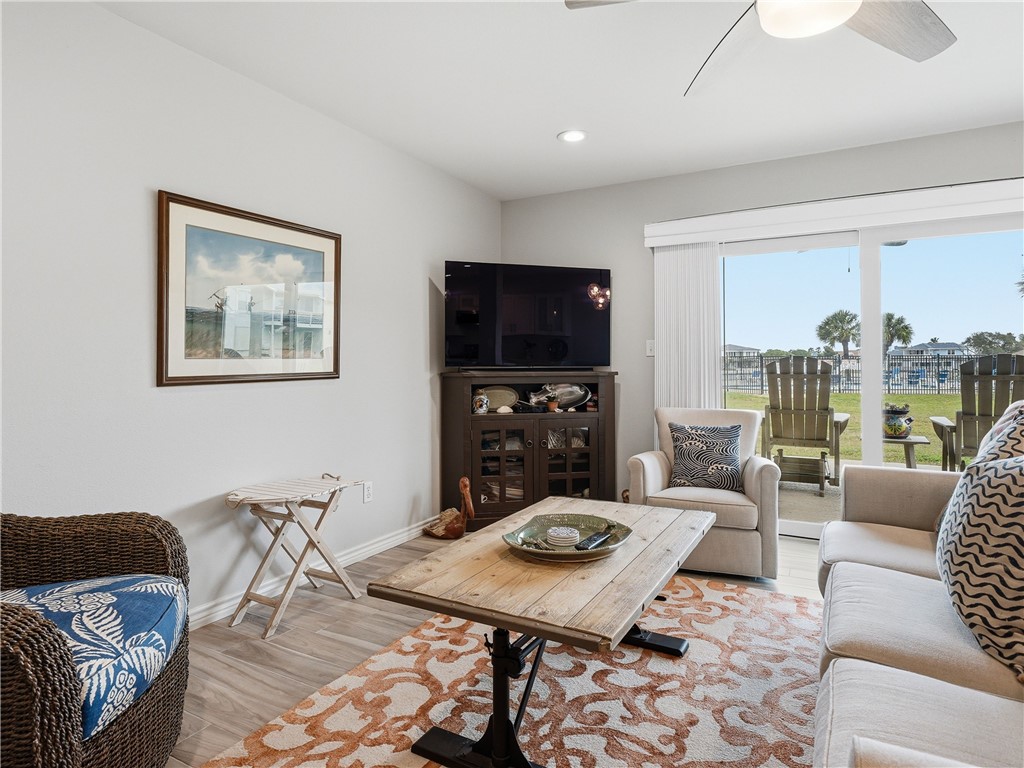 2404 Bayhouse Drive Rockport TX 78382
