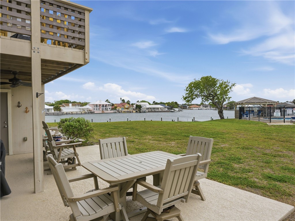 2404 Bayhouse Drive Rockport TX 78382