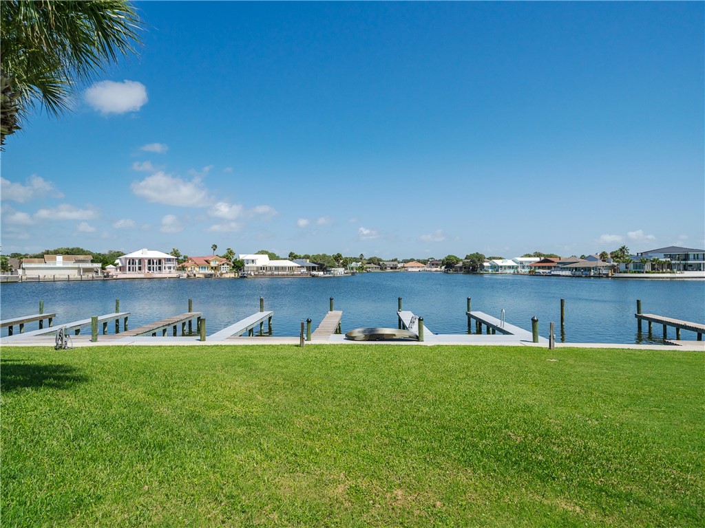 2404 Bayhouse Drive Rockport TX 78382